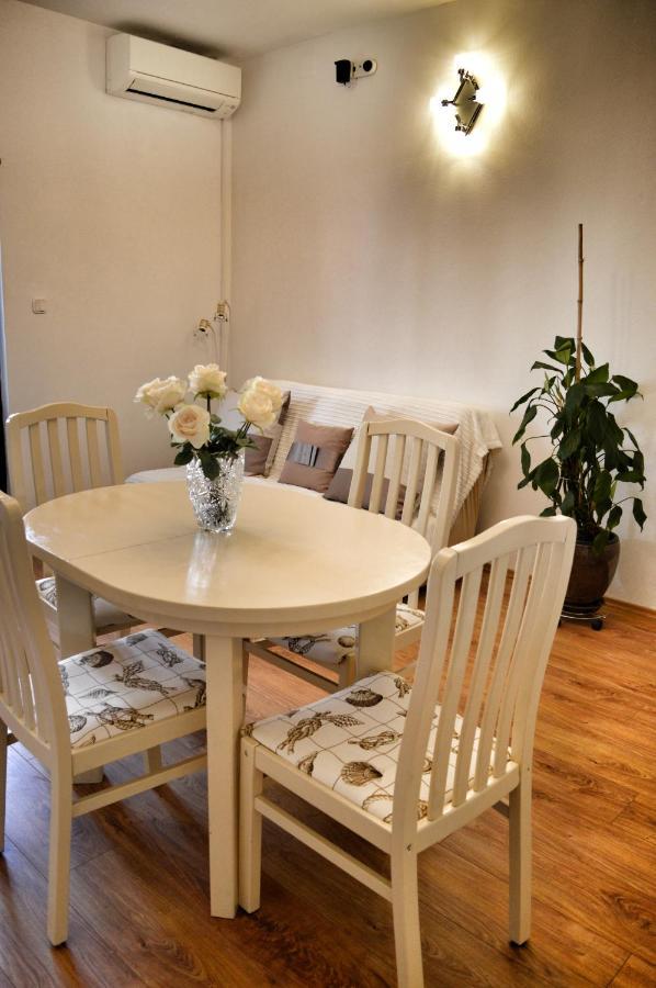 Apartment Nikolic Kaštela エクステリア 写真