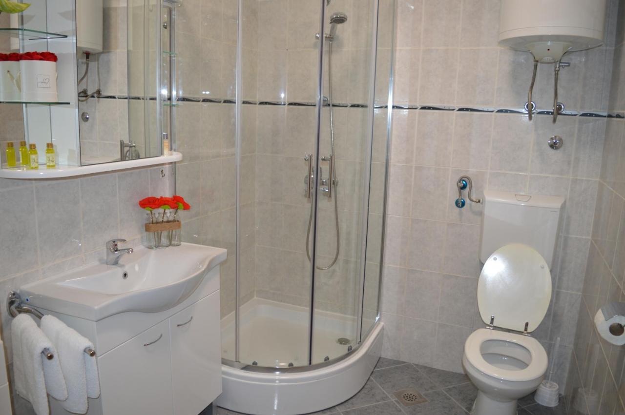 Apartment Nikolic Kaštela エクステリア 写真