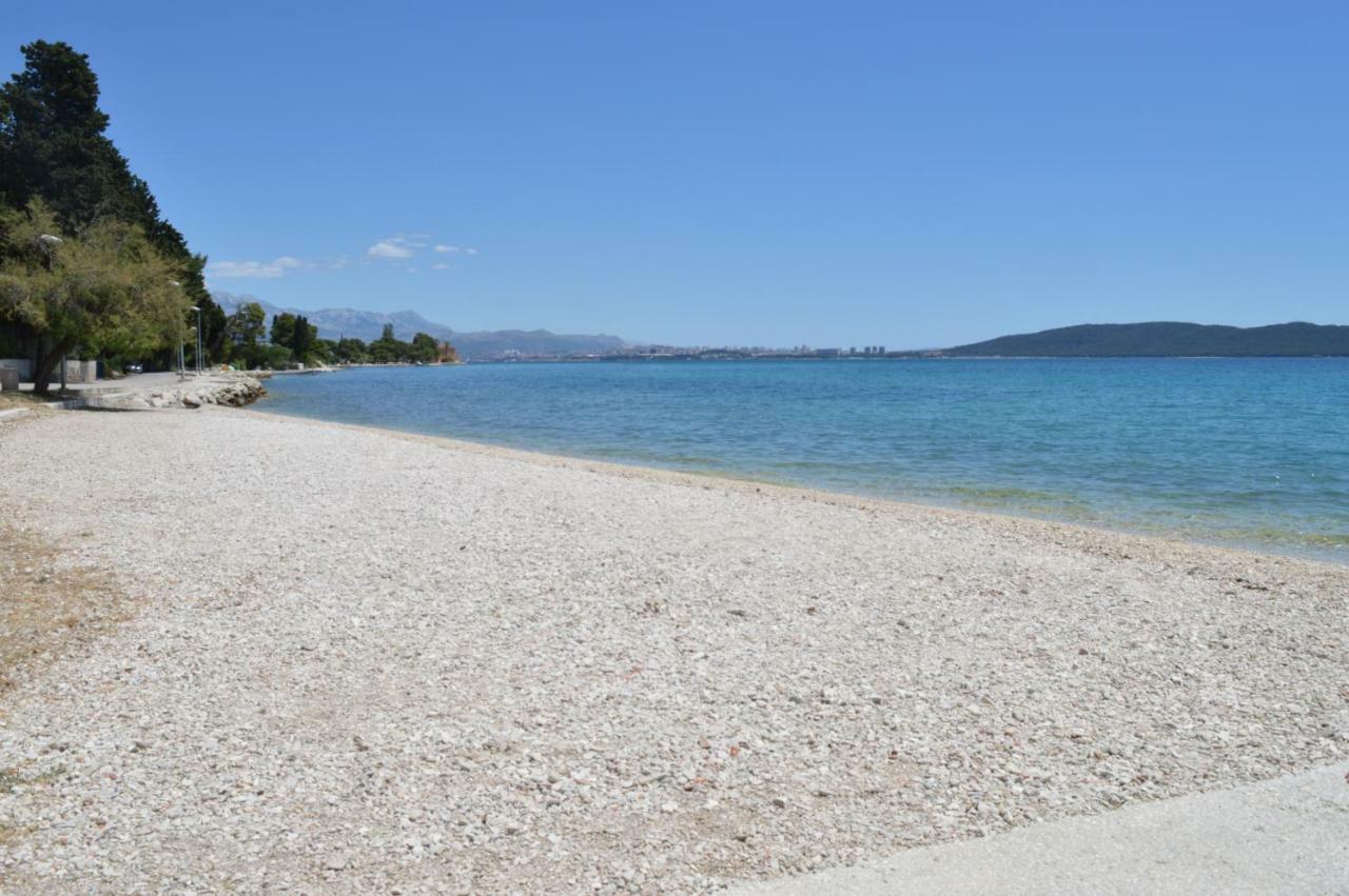 Apartment Nikolic Kaštela エクステリア 写真
