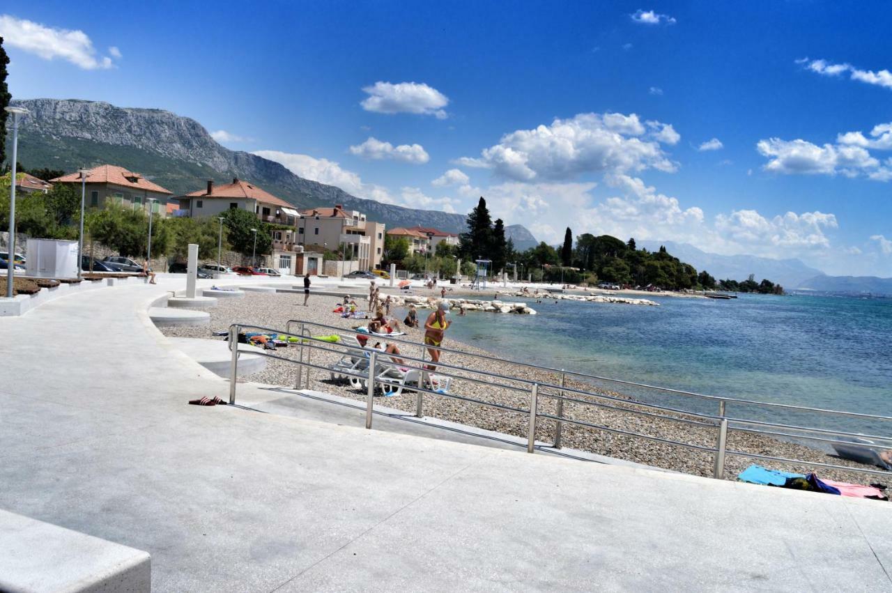 Apartment Nikolic Kaštela エクステリア 写真